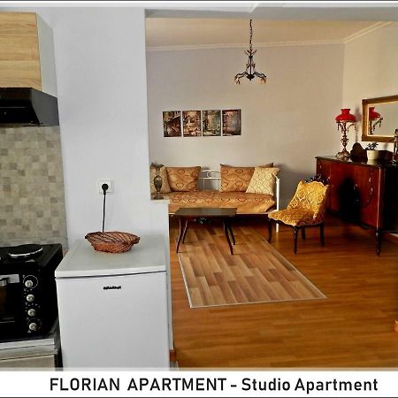 Florian Flat Complex Apartment เปรเวซา ภายนอก รูปภาพ