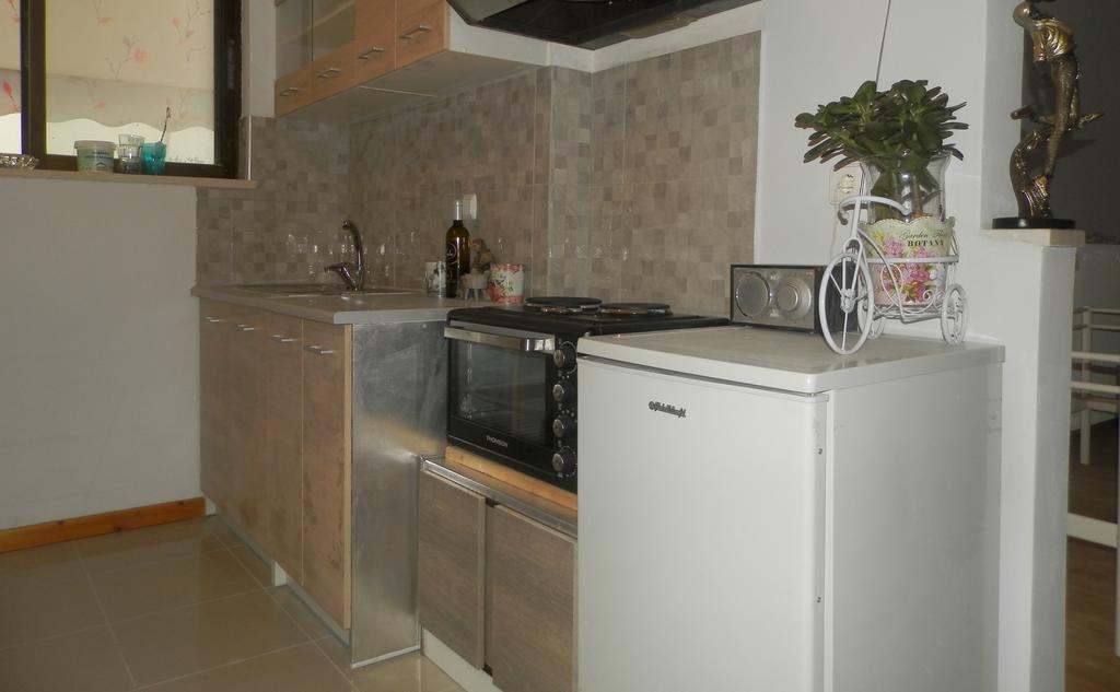 Florian Flat Complex Apartment เปรเวซา ภายนอก รูปภาพ