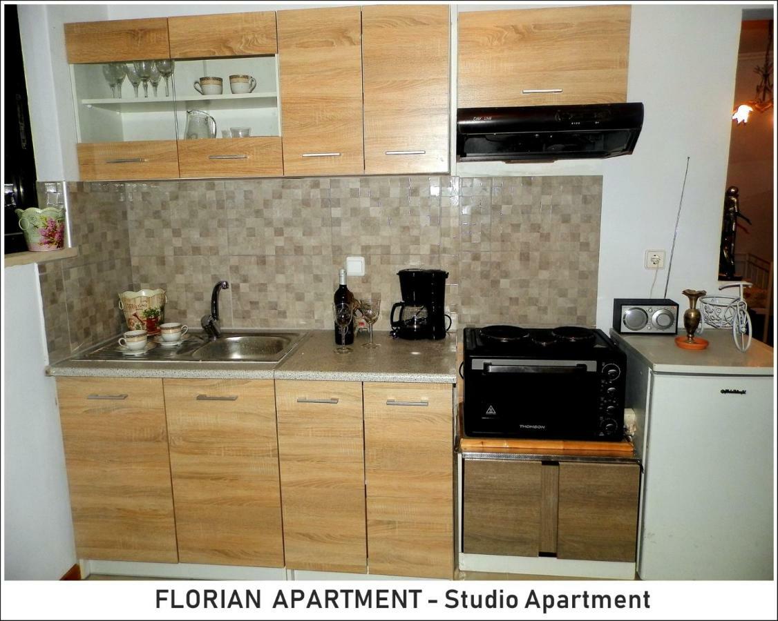 Florian Flat Complex Apartment เปรเวซา ภายนอก รูปภาพ